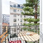 Wonderful And Bright Close To Everything Appartement