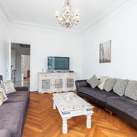 Appartement Wonderful And Bright Close To Everything Nice