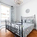 Apartment Wonderful And Bright Close To Everything