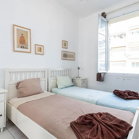 Wonderful And Bright Close To Everything Appartement