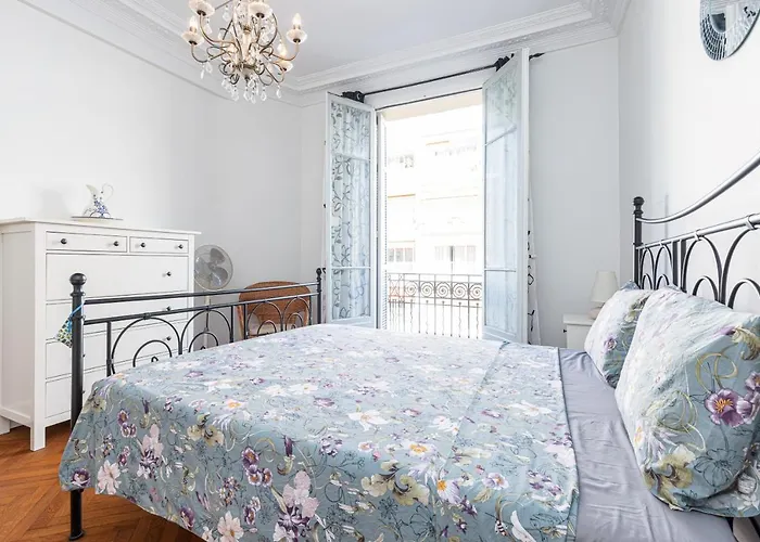 Wonderful And Bright Close To Everything Apartamento